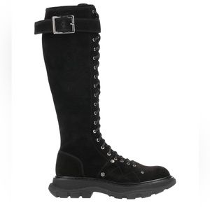 ALEXANDER MCQUEEN Tread Black Sueded Leather Lace Up Combat Boot EU35 US 5